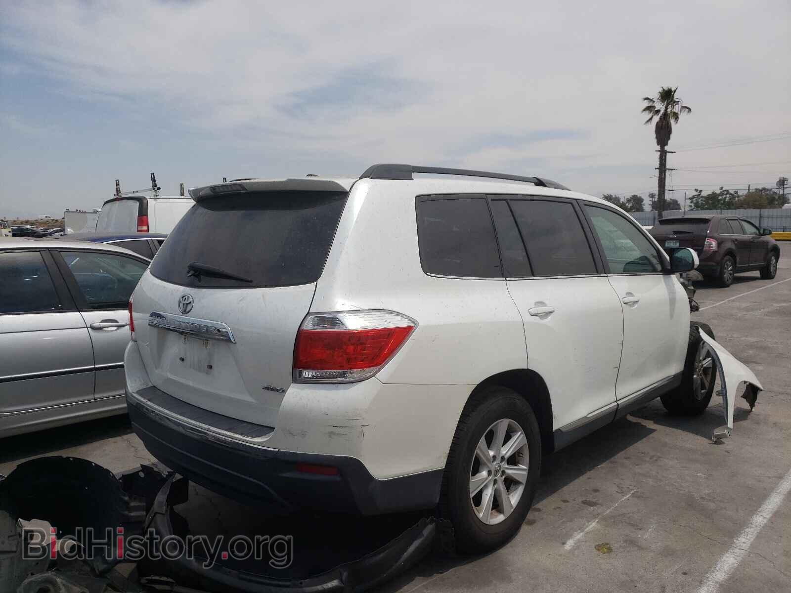 2012 TOYOTA HIGHLANDER - VIN: 5TDBK3EH4CS118041 - Фото 4