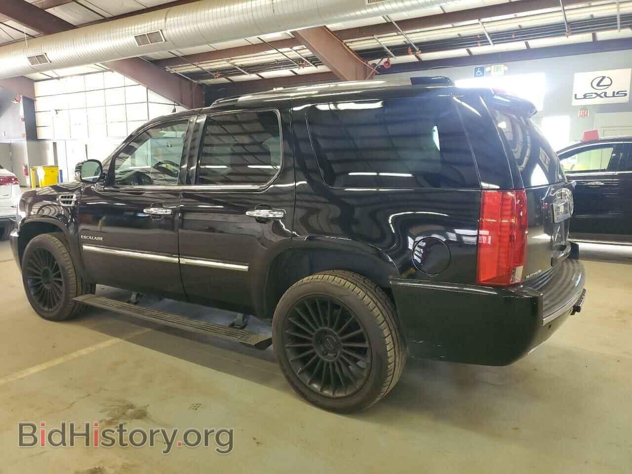 2013 CADILLAC ESCALADE - VIN: 1GYS4DEF6DR145637 - Фото 2