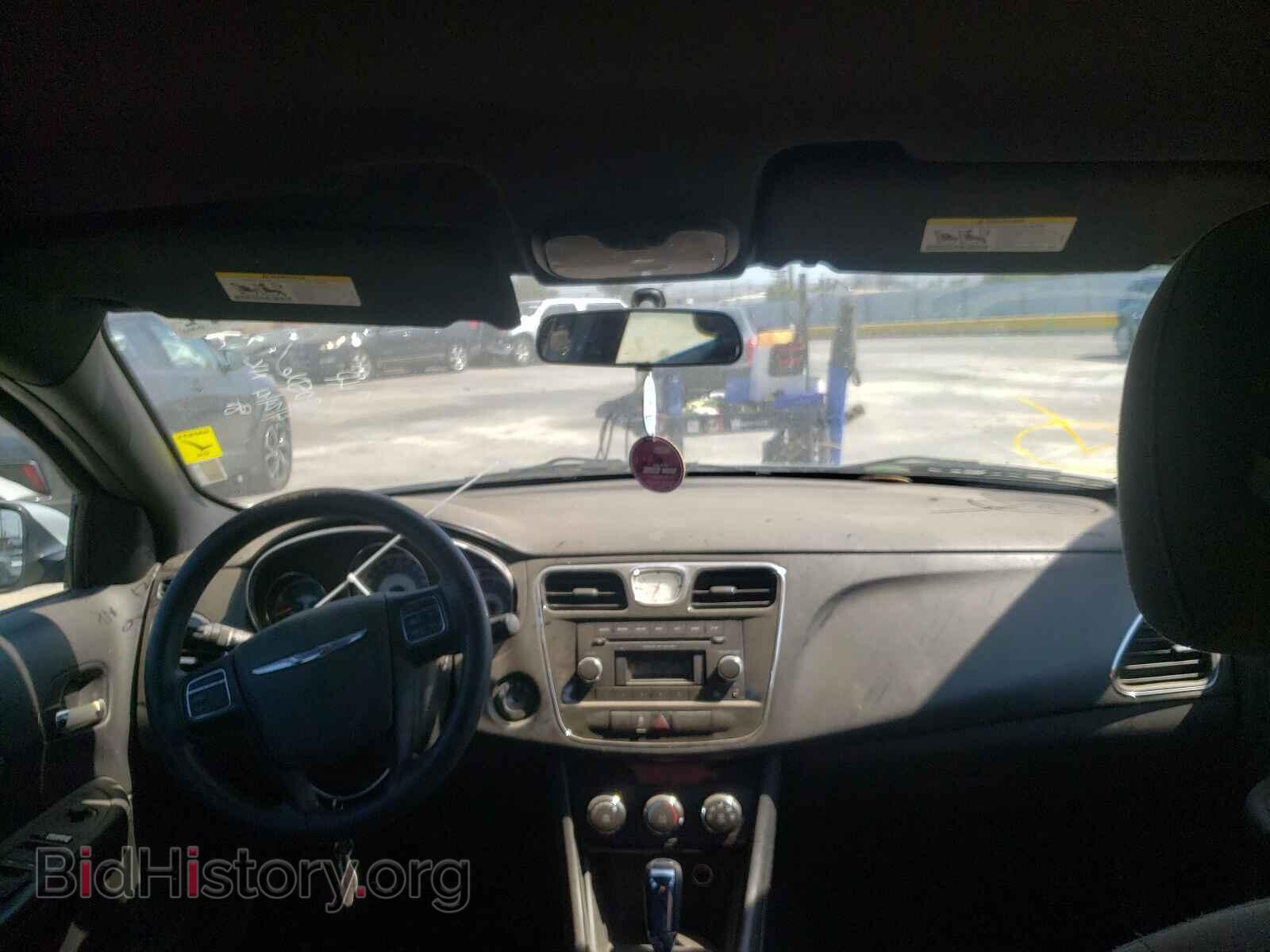 2012 CHRYSLER 200 - VIN: 1C3CCBABXCN318929 - Фото 6