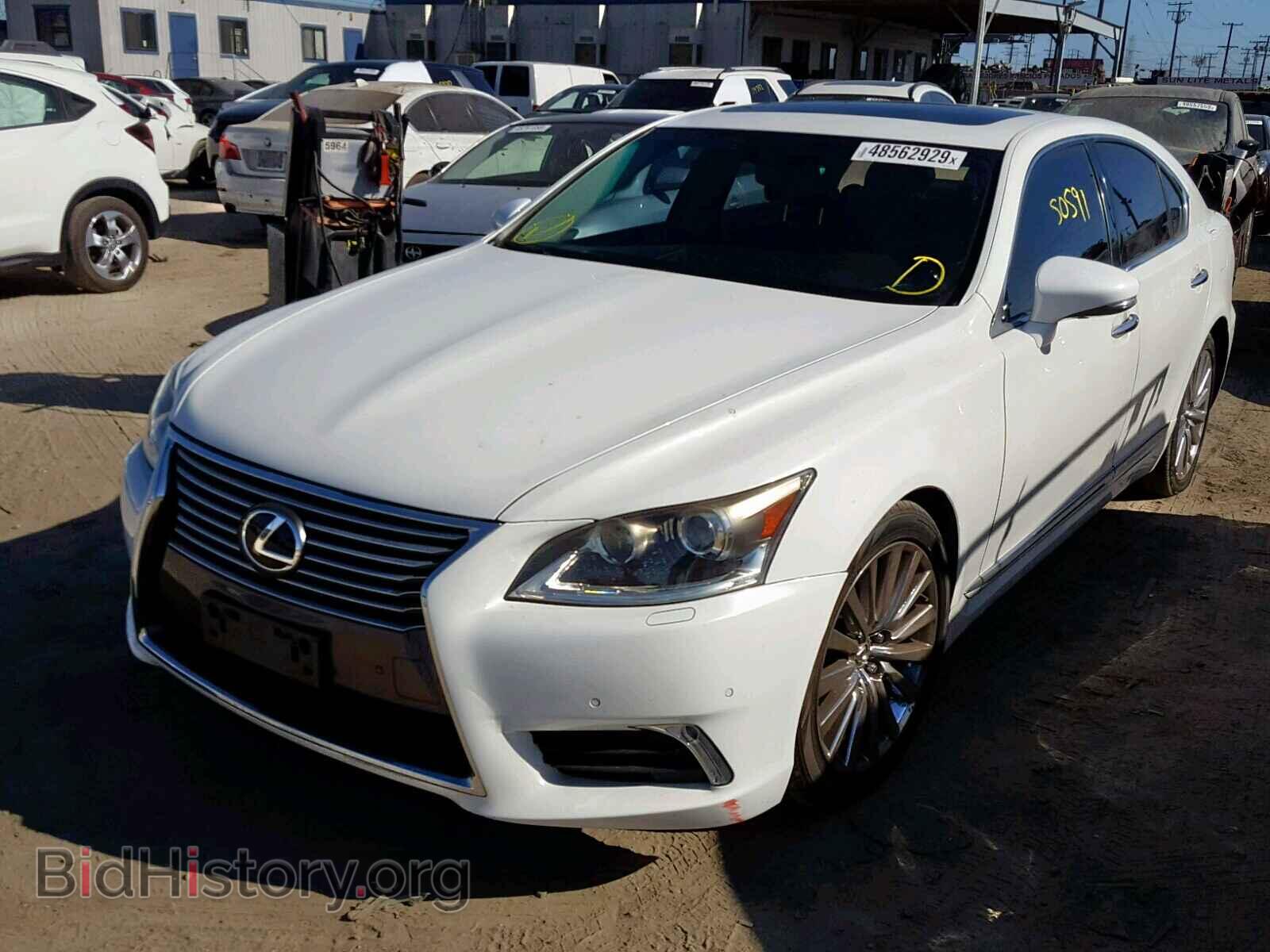 2013 LEXUS LS460 - VIN: JTHBL5EF2D5121677 - Photo 2