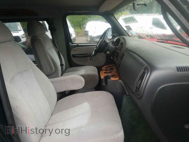 2002 Dodge RAM VAN (VIN 2B6HB11Z42K113620) — photo 5 of 10
