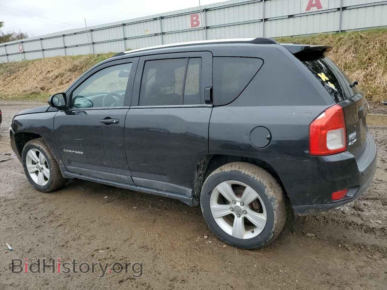 2011 JEEP COMPASS - VIN: 1J4NF1FB5BD135905 - Фото 2