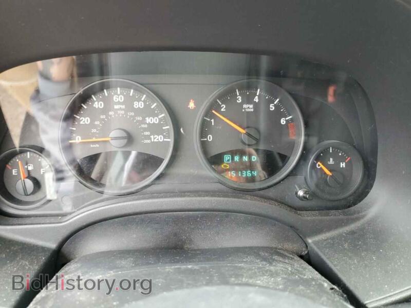 2011 Jeep COMPASS (VIN 1J4NF1FB5BD135905) — photo 9 of 12