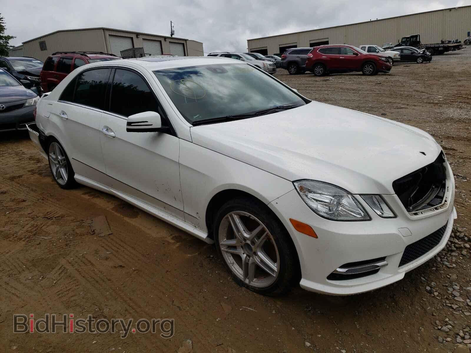 Photo WDDHF5KB3DA731346 - MERCEDES-BENZ E CLASS 2013