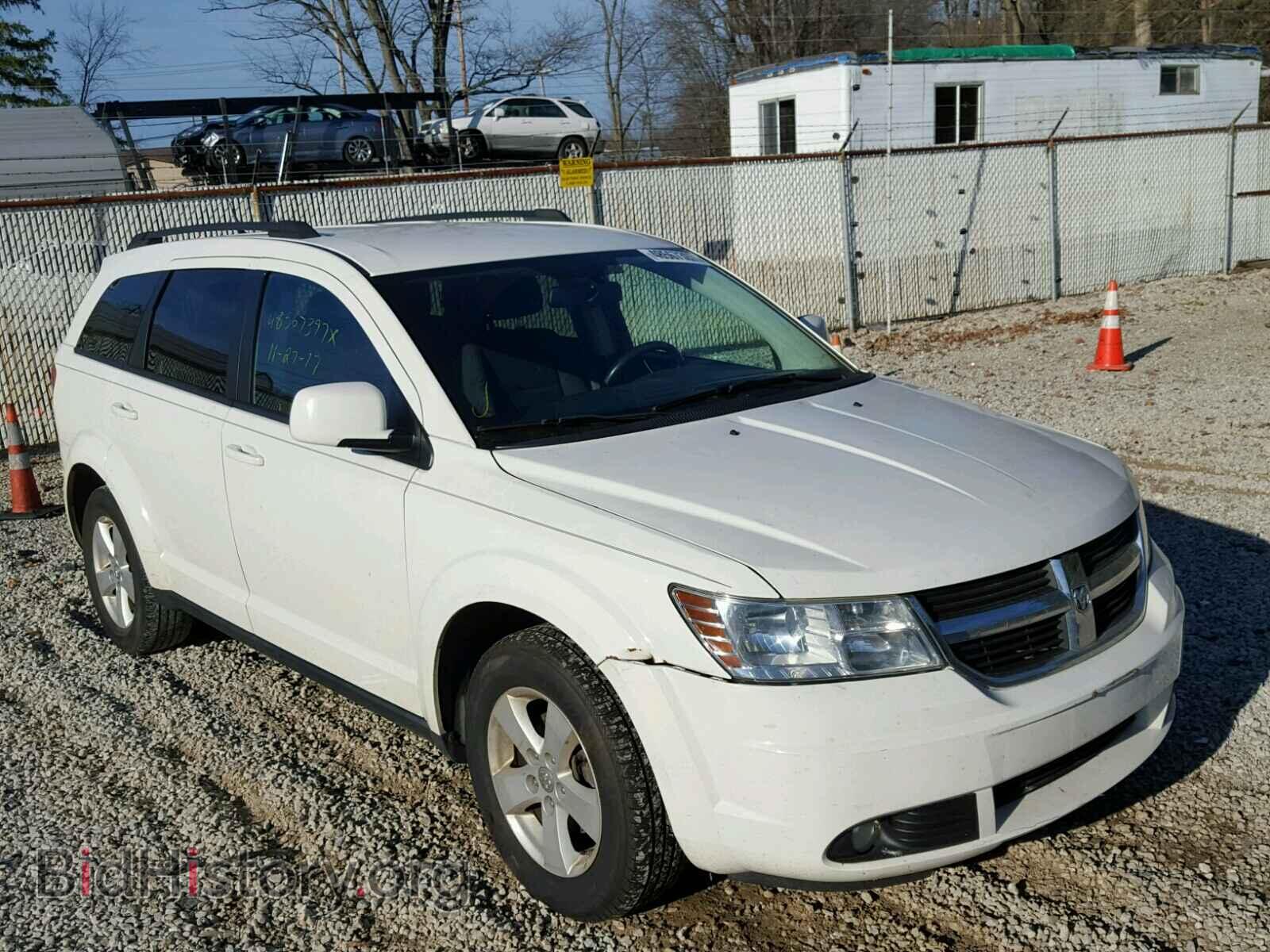 Фотография 3D4PG5FV3AT241763 - DODGE JOURNEY 2010