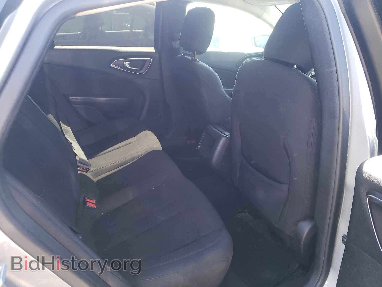 2015 CHRYSLER 200 - VIN: 1C3CCCAB2FN633556 - Фото 6