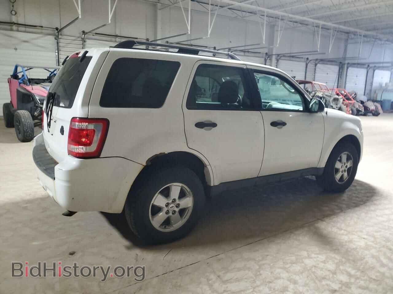 2010 FORD ESCAPE - VIN: 1FMCU0D70AKC51255 - Фото 3