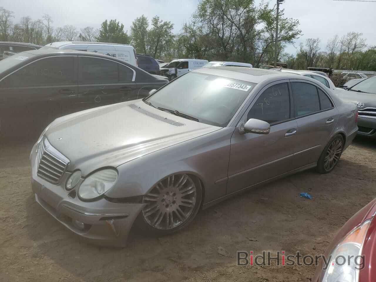 Photo WDBUF56X37B063804 - MERCEDES-BENZ E-CLASS 2007