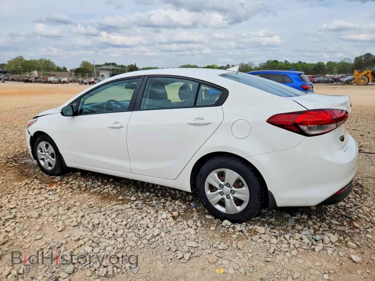 2017 KIA FORTE - VIN: 3KPFK4A76HE018447 - Фото 2