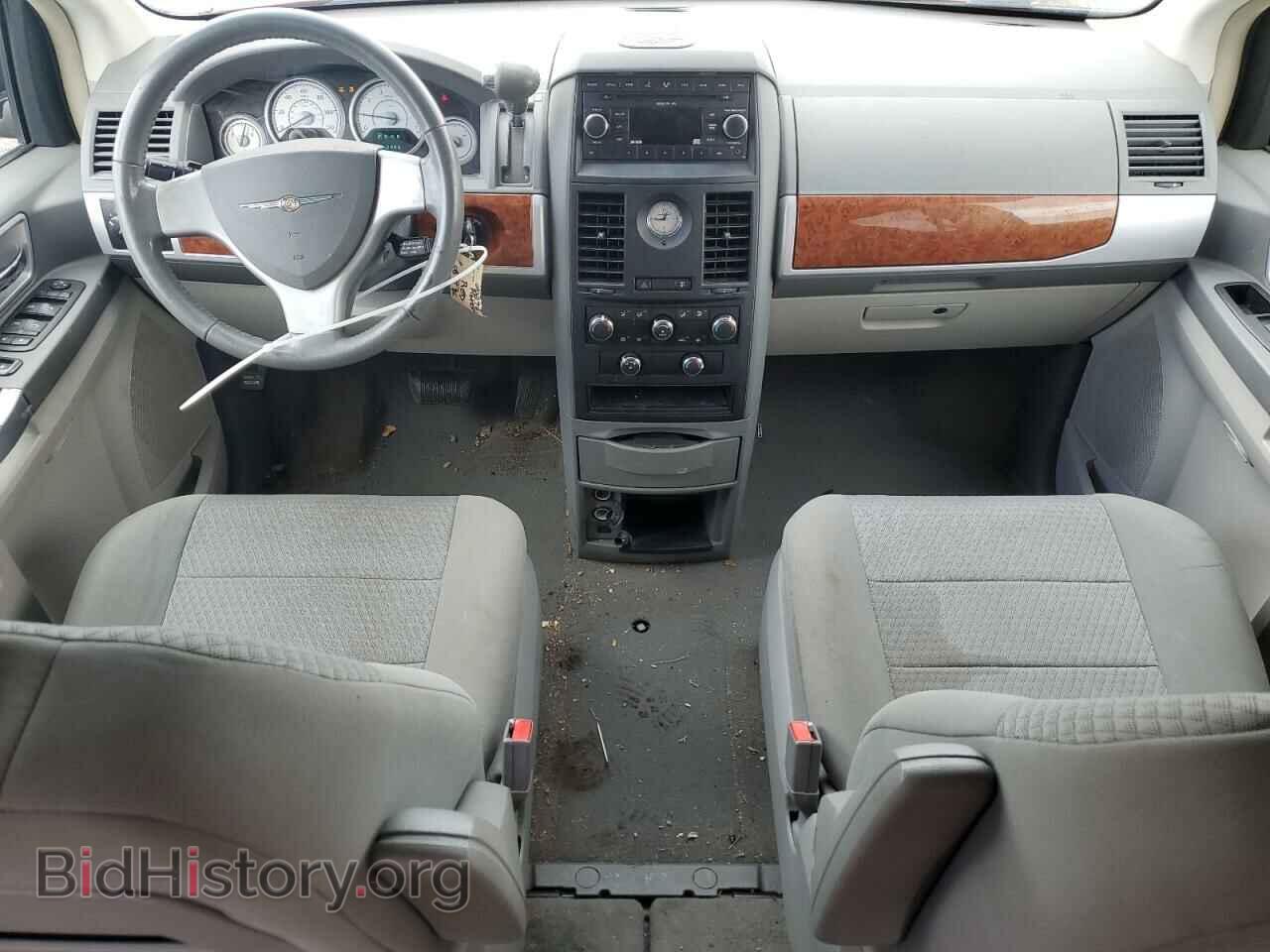 2008 CHRYSLER MINIVAN - VIN: 2A8HR54P78R823953 - Фото 8