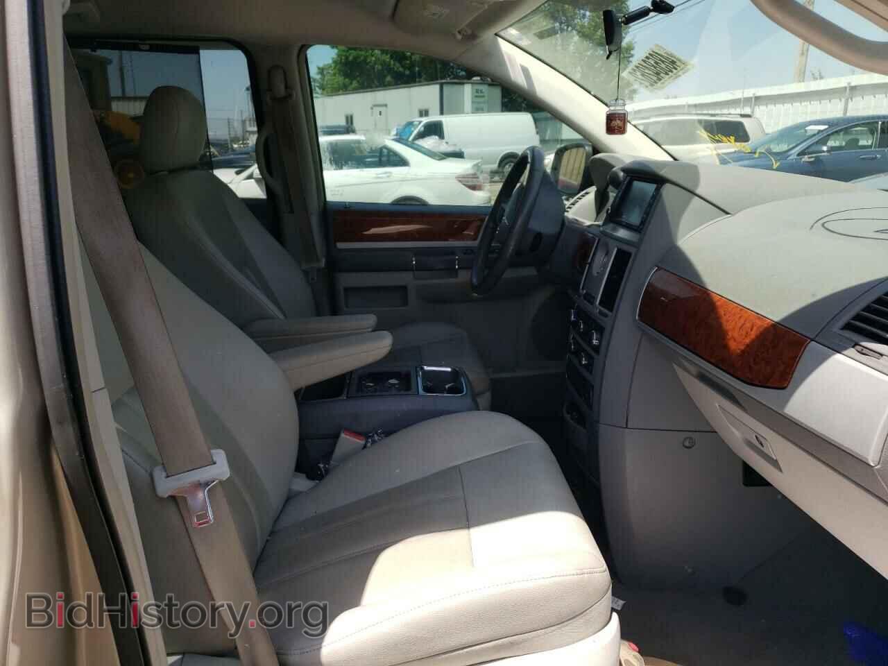 2009 CHRYSLER MINIVAN - VIN: 2A8HR54159R616023 - Фото 5