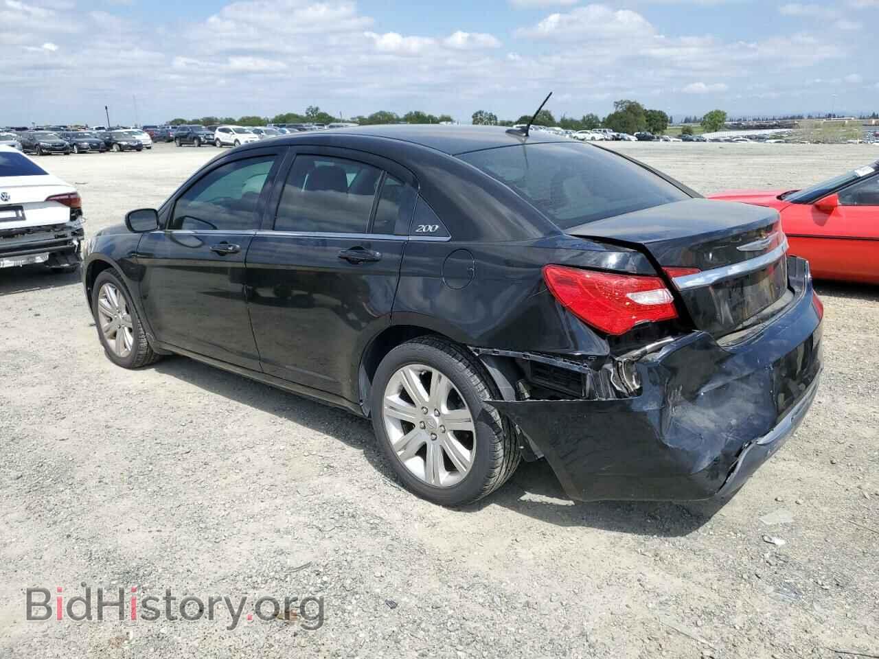 2013 CHRYSLER 200 - VIN: 1C3CCBBB2DN651755 - Photo 2