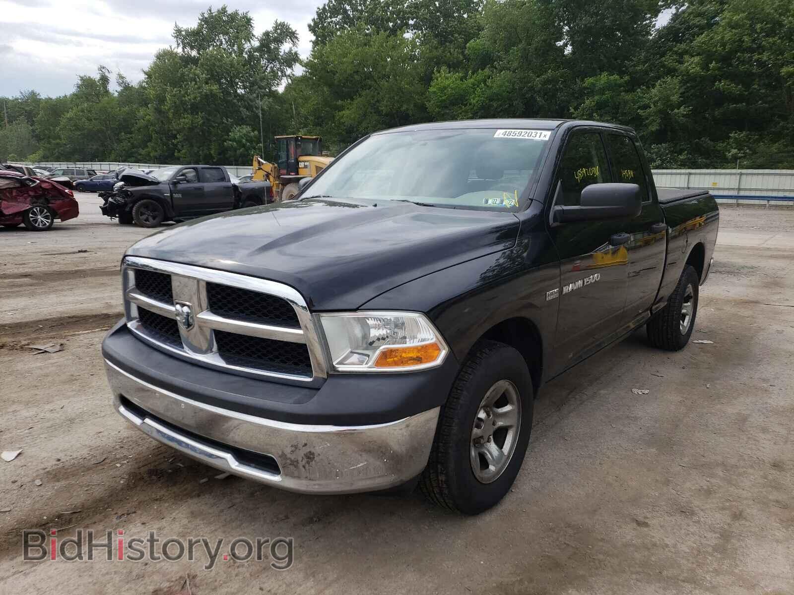 2011 DODGE RAM 1500 - VIN: 1D7RV1GT2BS552031 - Фото 2