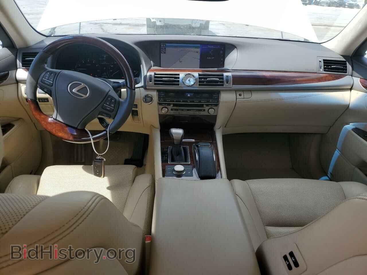 2016 LEXUS LS460 - VIN: JTHBL5EF3G5142882 - Фото 8