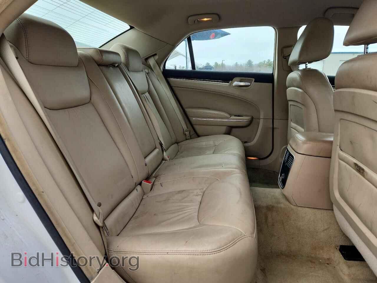 2011 CHRYSLER 300 - VIN: 2C3CA5CGXBH585172 - Фото 10
