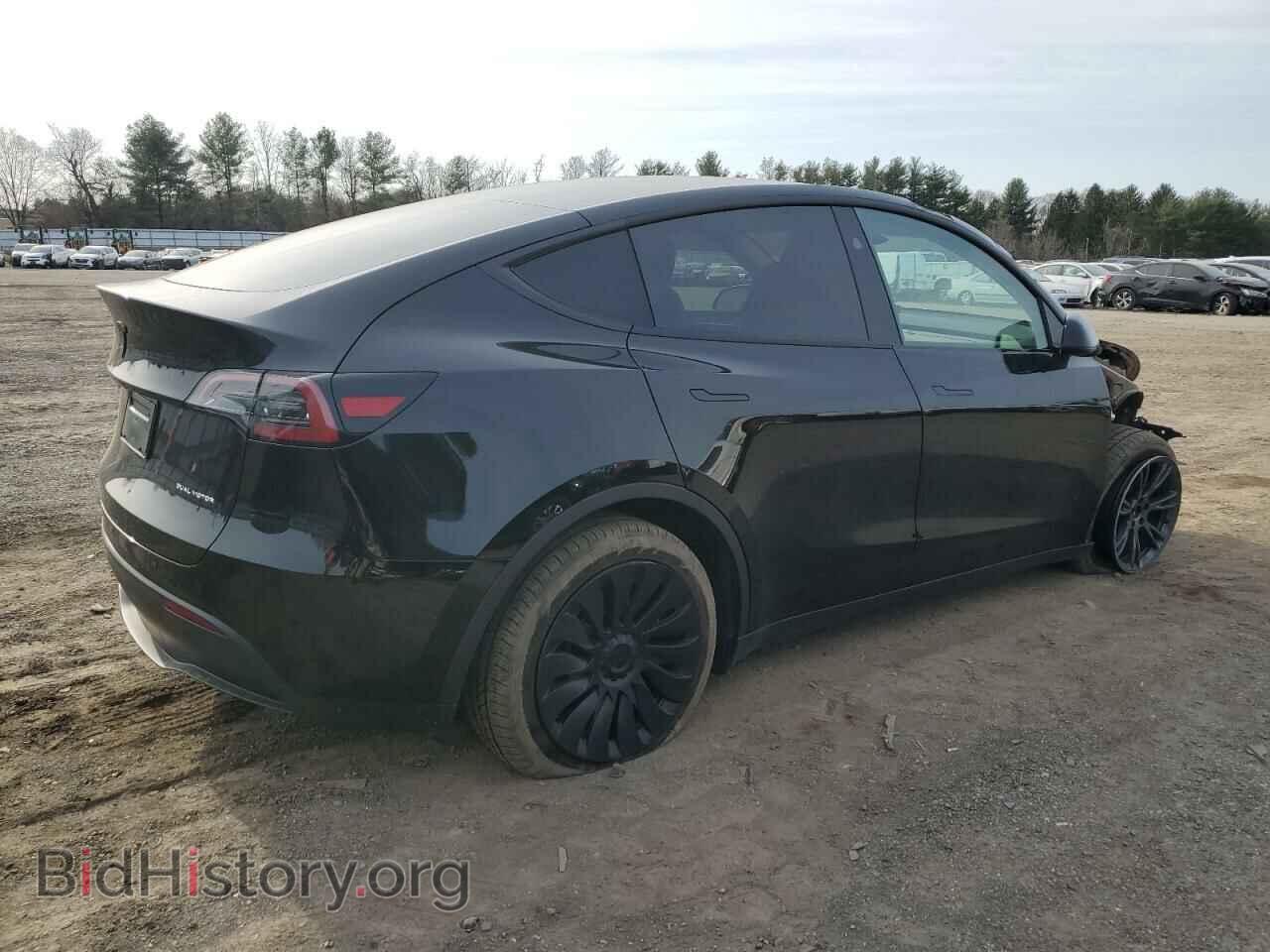 2025 TESLA MODEL Y - VIN: 7SAYGDEE7SF288570 - Фото 3