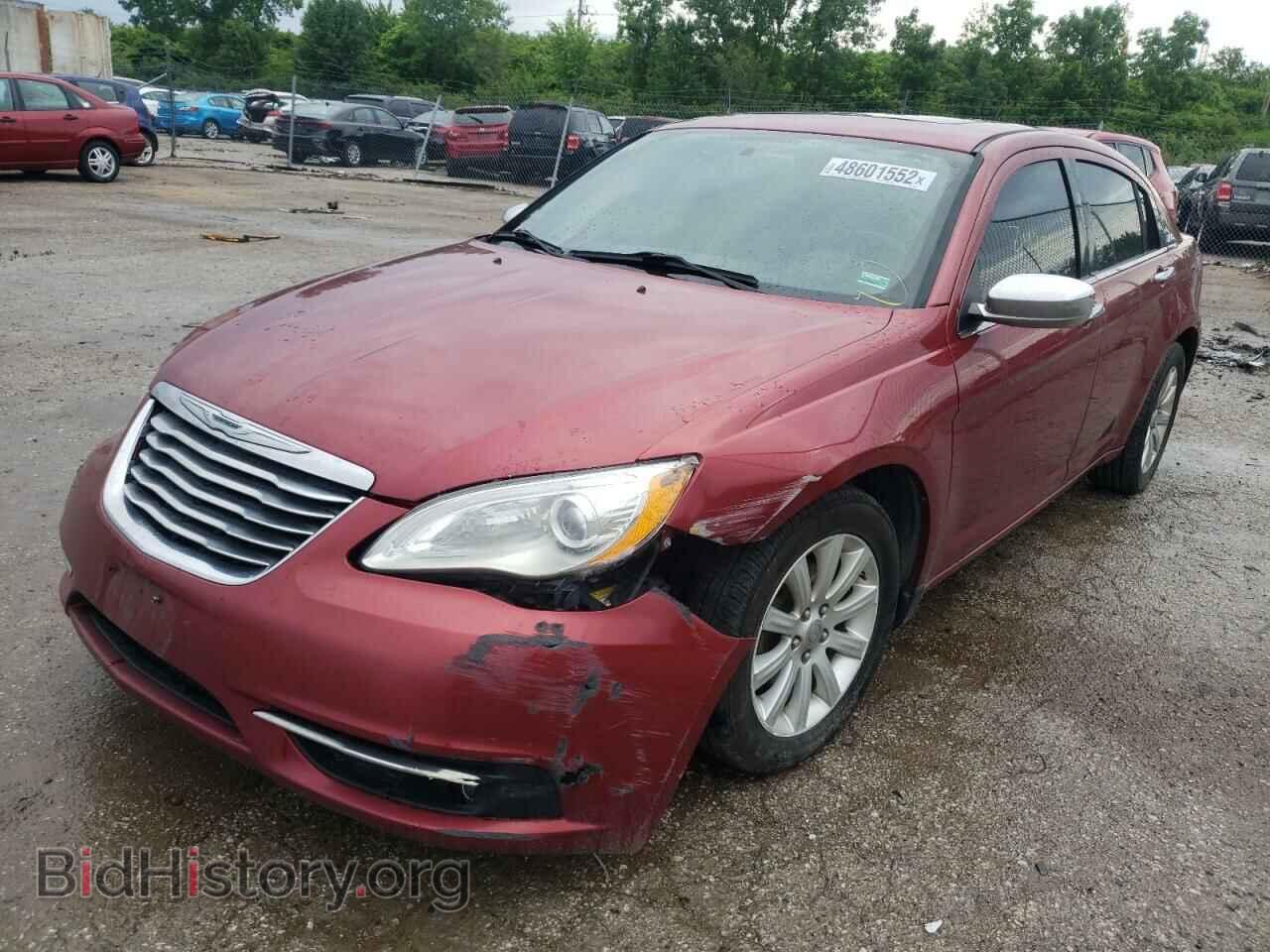 2013 CHRYSLER 200 - VIN: 1C3CCBCG9DN650158 - Фото 2