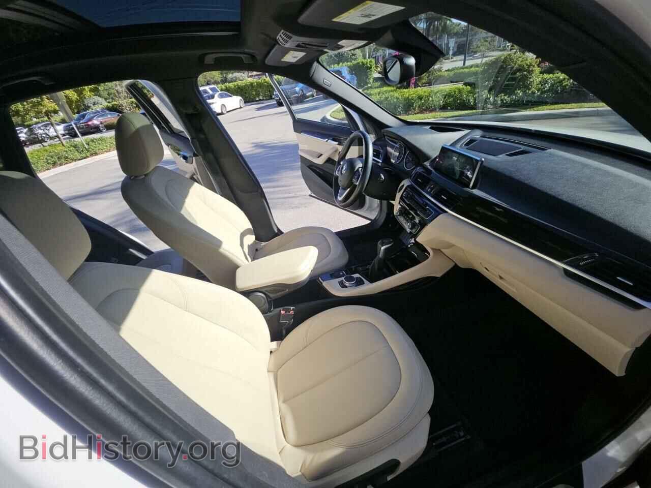 2016 BMW X1 - VIN: WBXHT3C30GP886830 - Фото 5