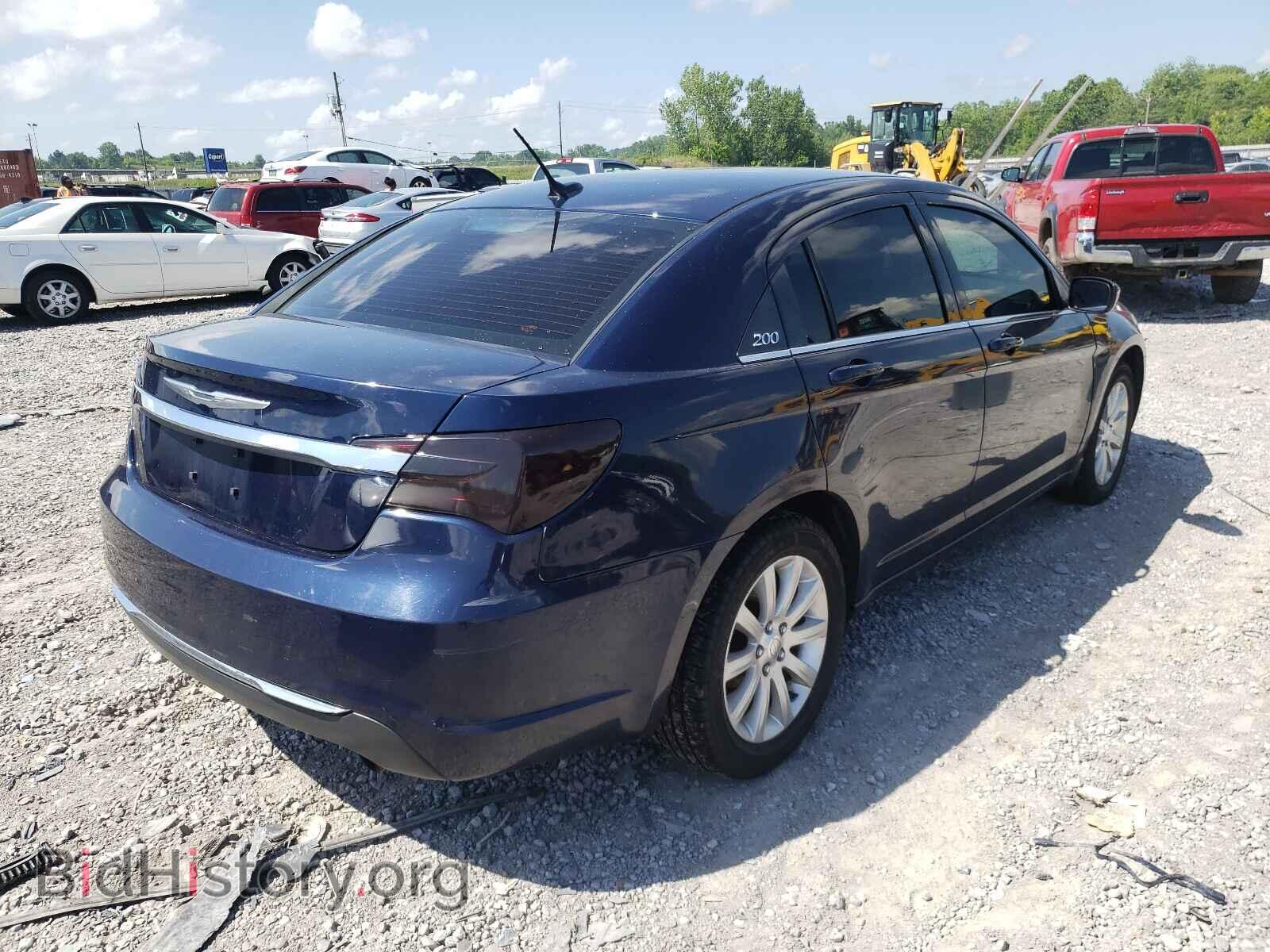 2014 CHRYSLER 200 - VIN: 1C3CCBBB3EN107458 - Фото 4