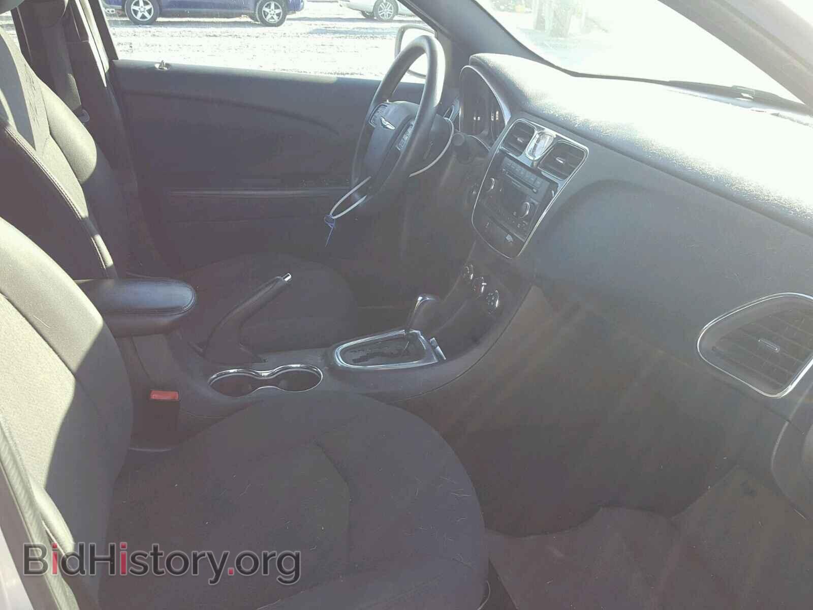 2012 CHRYSLER 200 - VIN: 1C3CCBAB9CN320946 - Фото 5