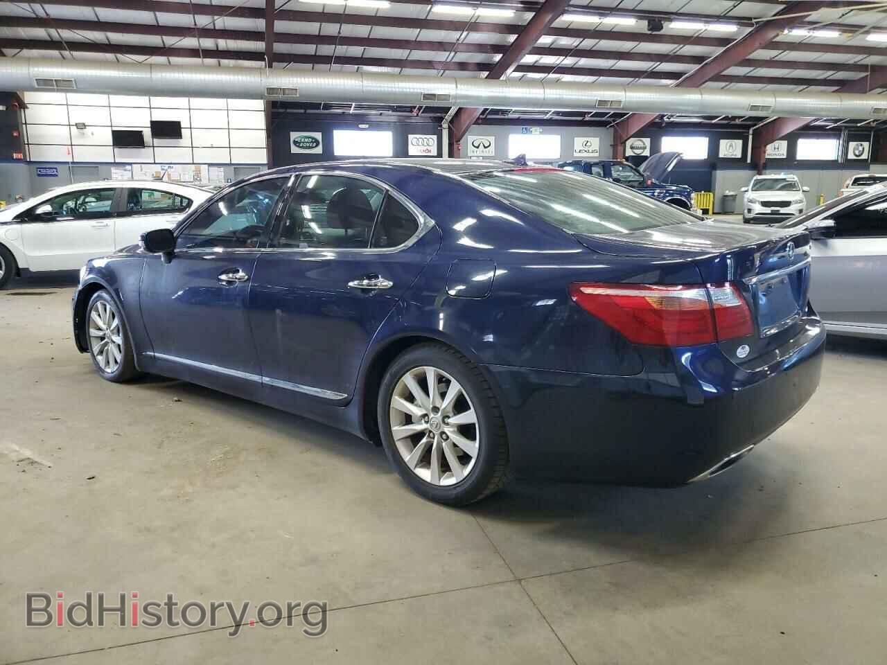 2011 LEXUS LS460 - VIN: JTHCL5EF0B5009350 - Фото 2