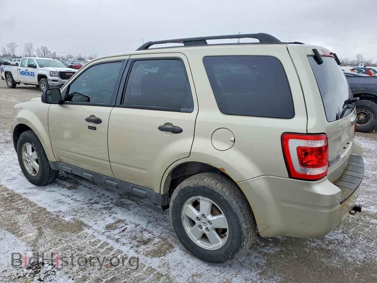2011 FORD ESCAPE - VIN: 1FMCU0DG9BKA70026 - Фото 2