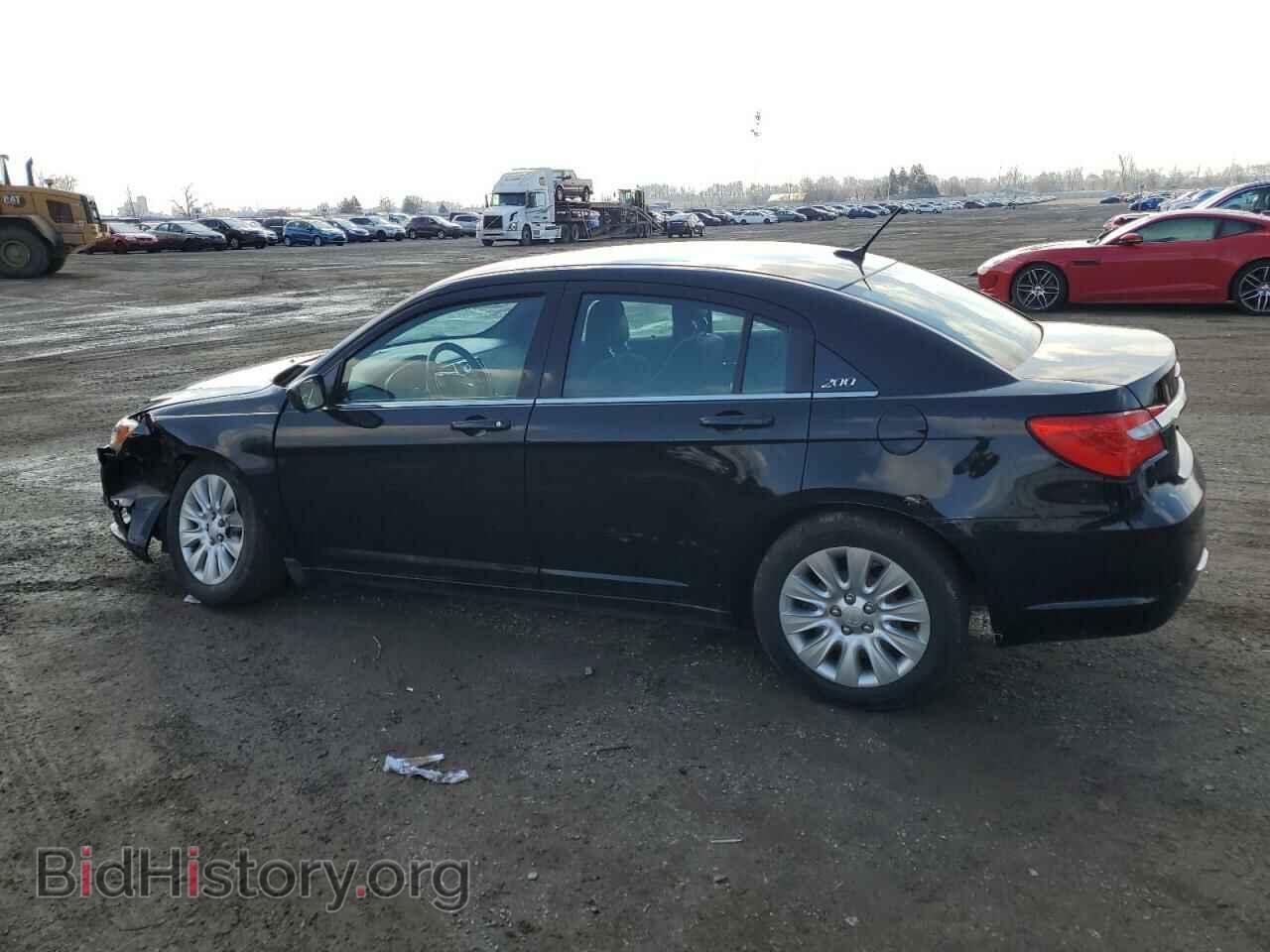 2013 CHRYSLER 200 - VIN: 1C3CCBAB6DN692343 - Фото 2