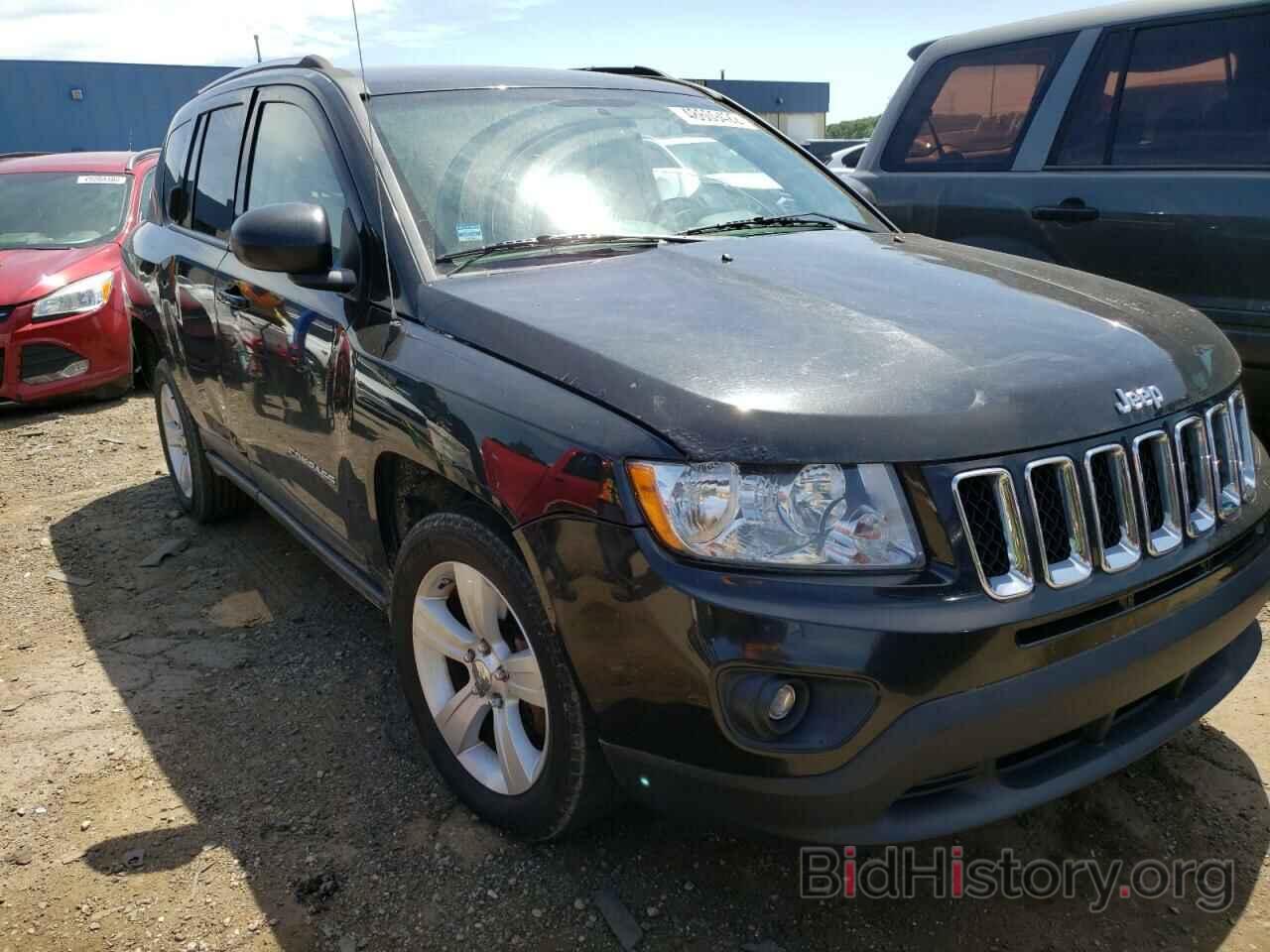 Photo 1J4NT1FA5BD180746 - JEEP COMPASS 2011