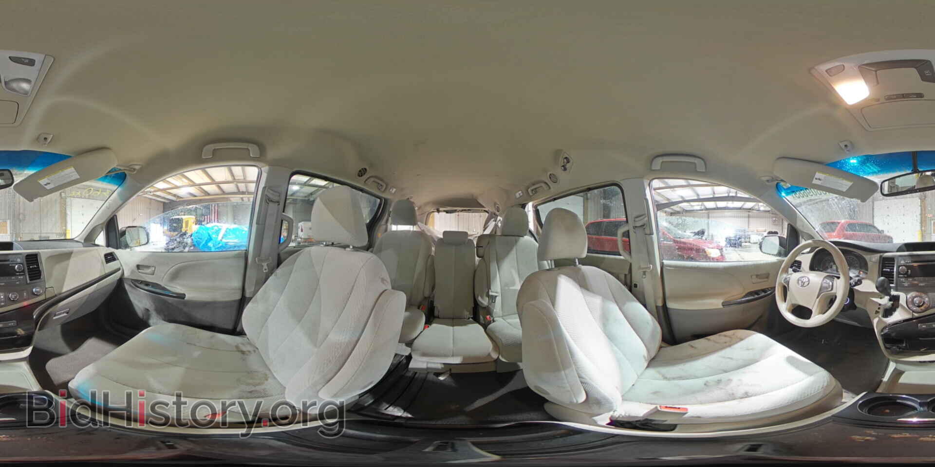 2012 TOYOTA All Models - VIN: 5TDKK3DCXCS236357 - Фото 13