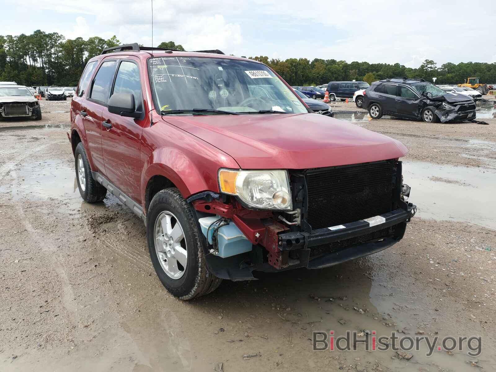 Photo 1FMCU037X9KA80785 - FORD ESCAPE 2009