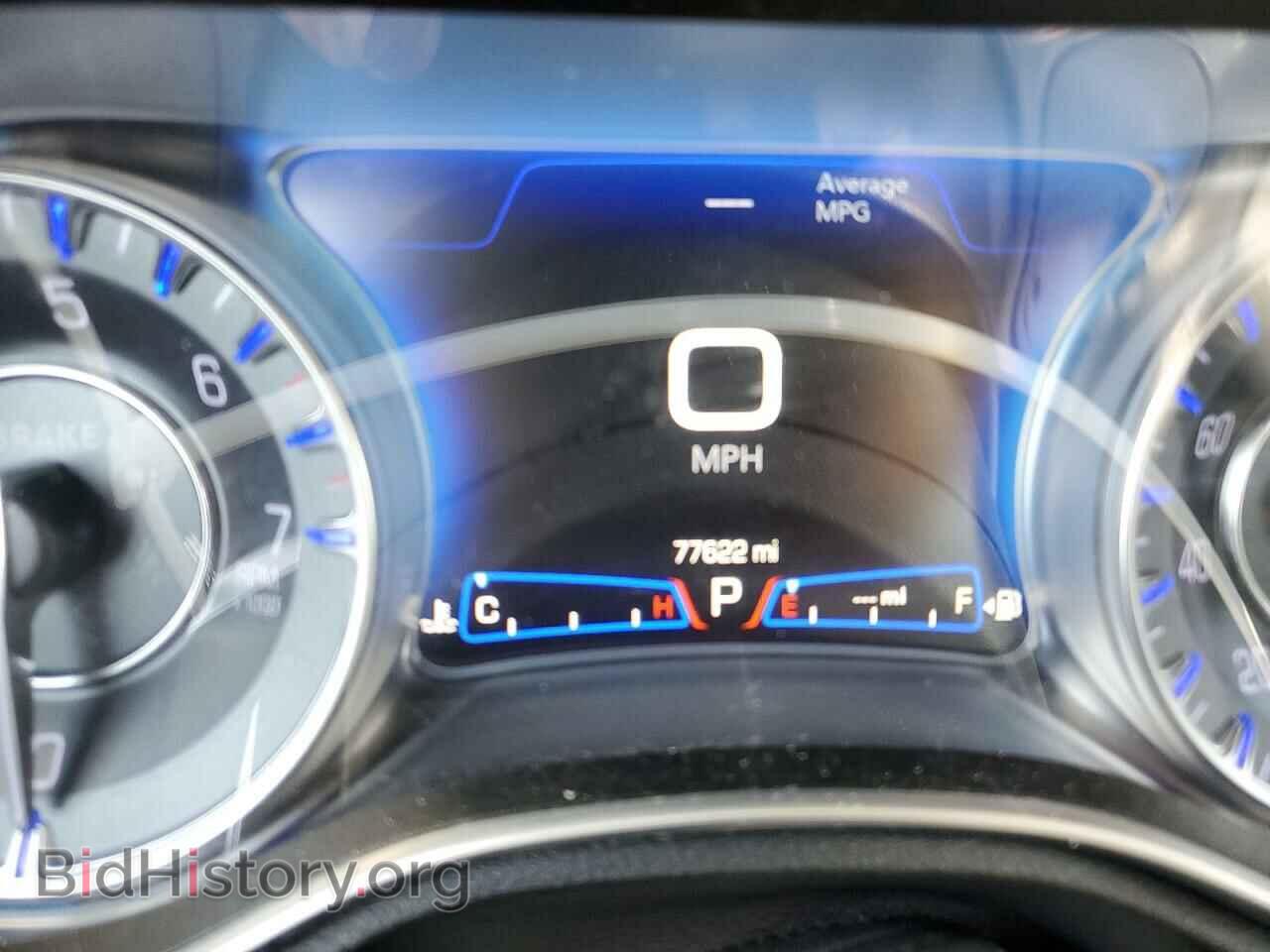 2019 CHRYSLER 300 - VIN: 2C3CCARG8KH602481 - Фото 9