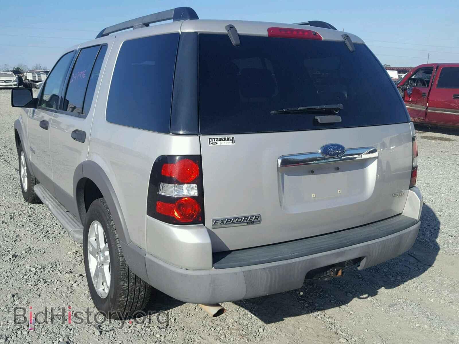 2006 FORD EXPLORER - VIN: 1FMEU63E76ZA27684 - Фото 3