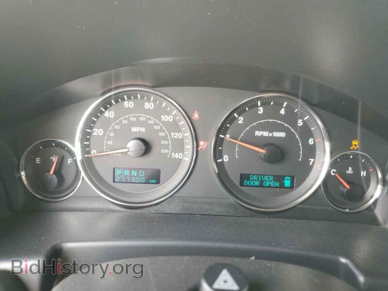 2006 Jeep COMMANDER (VIN 1J8HH48K76C352971) — фото 9 из 14