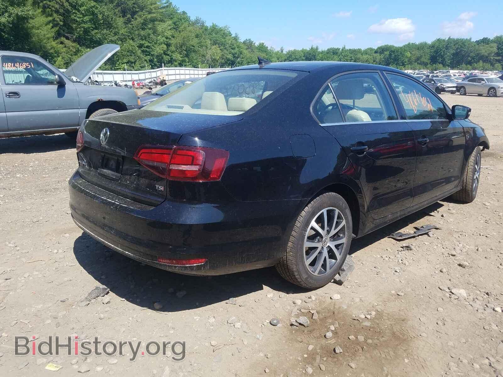 2017 VOLKSWAGEN JETTA - VIN: 3VWDB7AJ4HM201272 - Фото 4