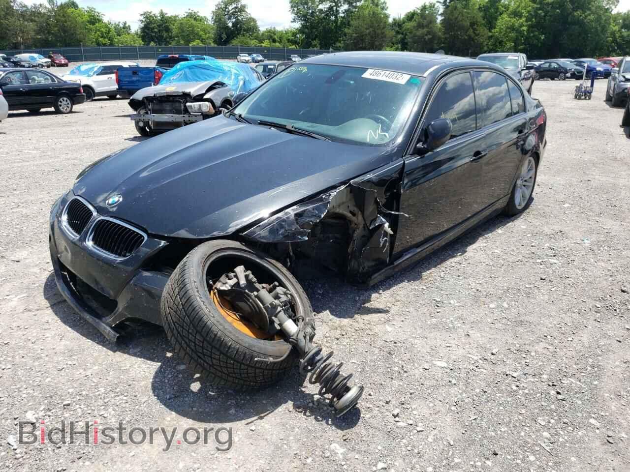 2009 BMW 3 SERIES - VIN: WBAPH73509E128257 - Фото 2