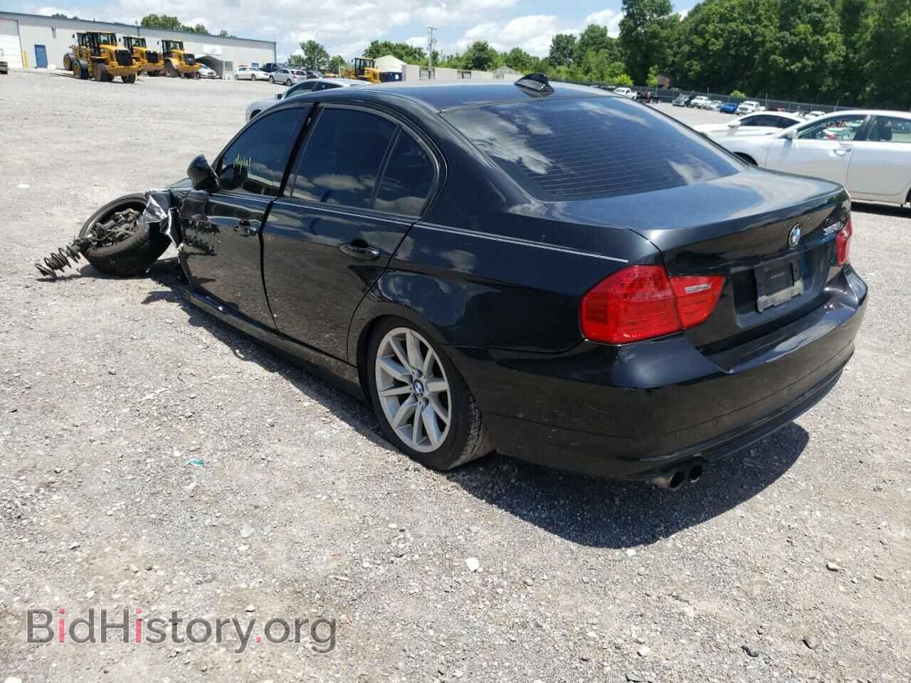 2009 BMW 3 SERIES - VIN: WBAPH73509E128257 - Фото 3