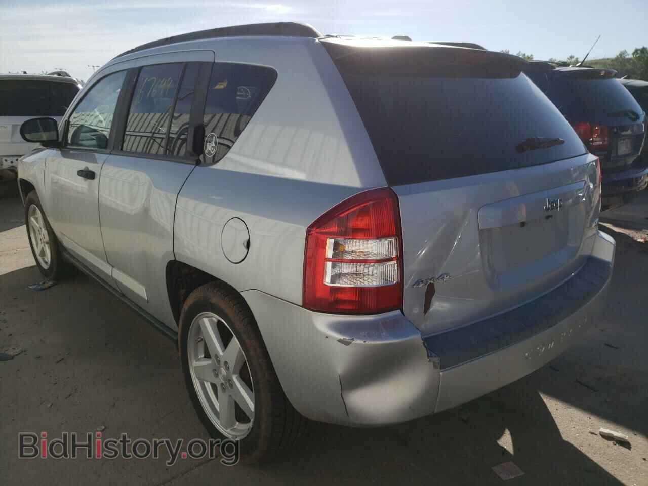 2008 JEEP COMPASS - VIN: 1J8FF57W28D696678 - Фото 3