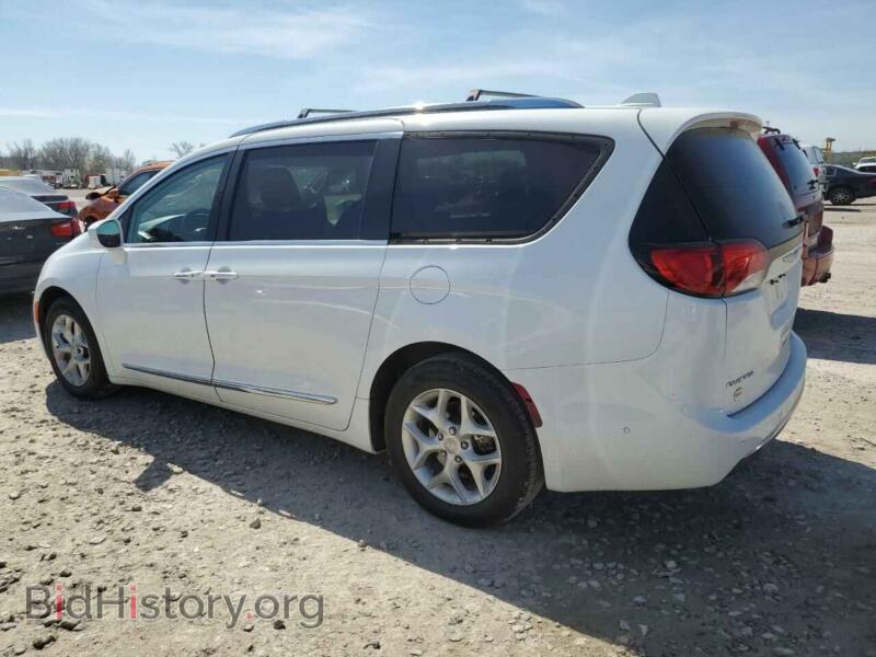 2020 Chrysler PACIFICA (VIN 2C4RC1EG4LR164890) — фото 2 из 13