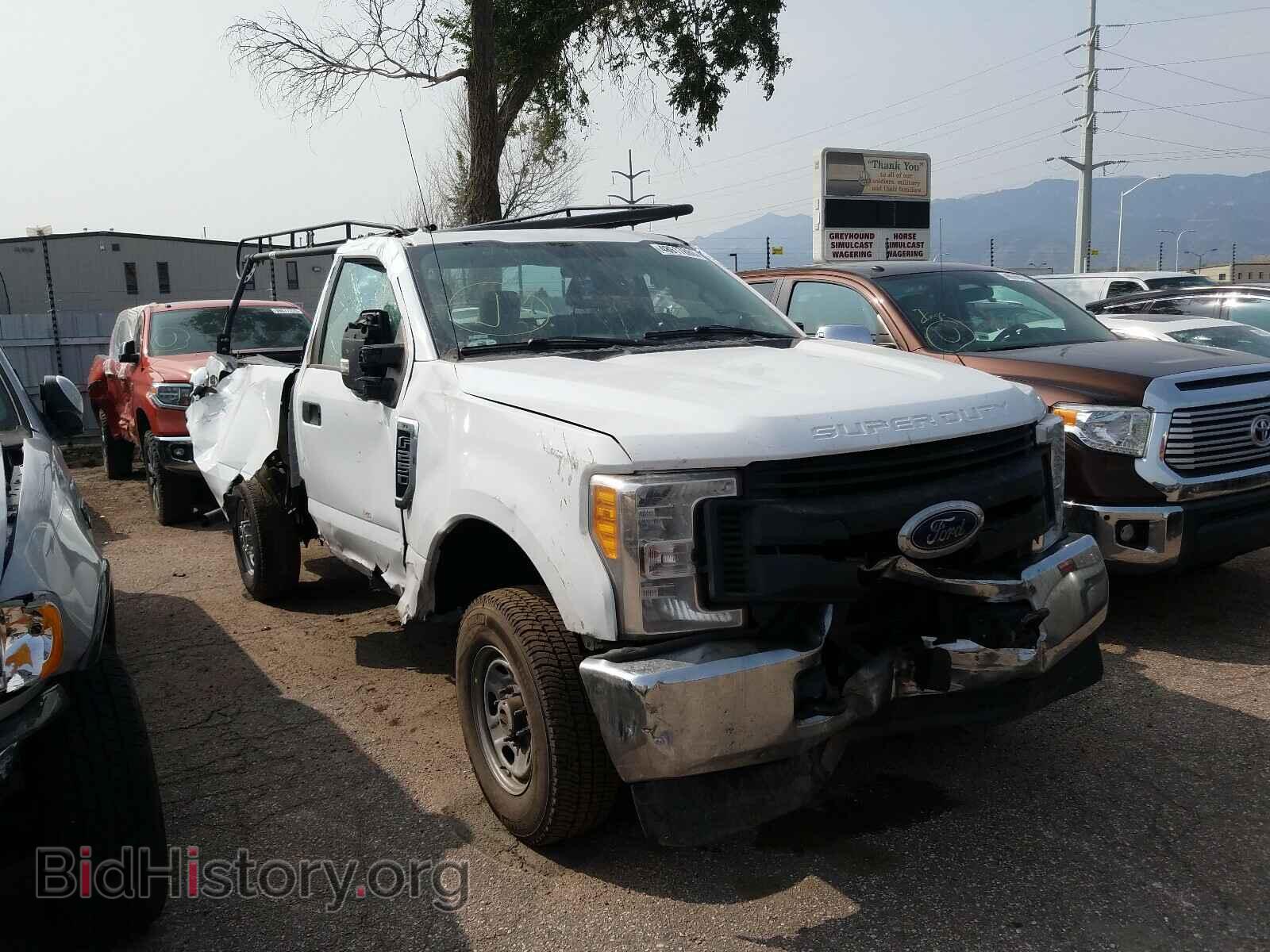 Фотография 1FTBF2B61HEF47927 - FORD F250 2017