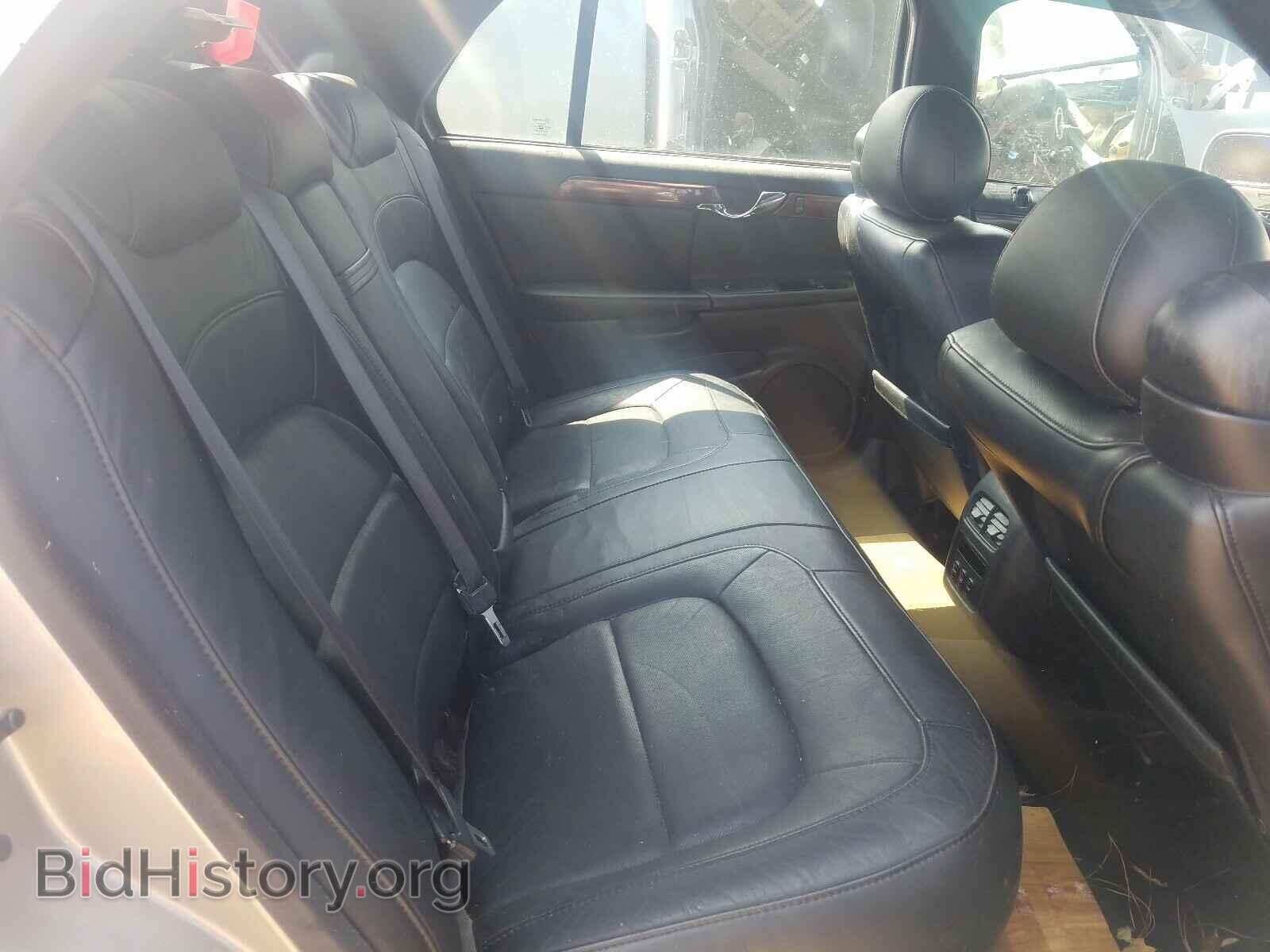 2004 CADILLAC DEVILLE - VIN: 1G6KD54Y44U119584 - Photo 6