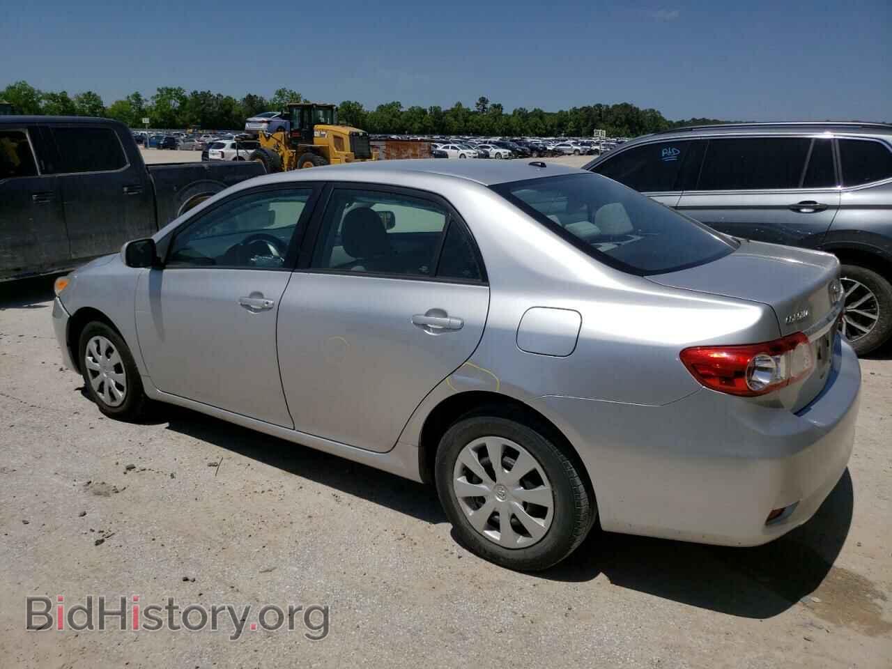 2011 TOYOTA COROLLA - VIN: 2T1BU4EE8BC690131 - Фото 2