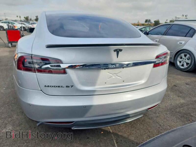 2015 Tesla MODEL S (VIN 5YJSA1E12FF120003) — photo 6 of 12