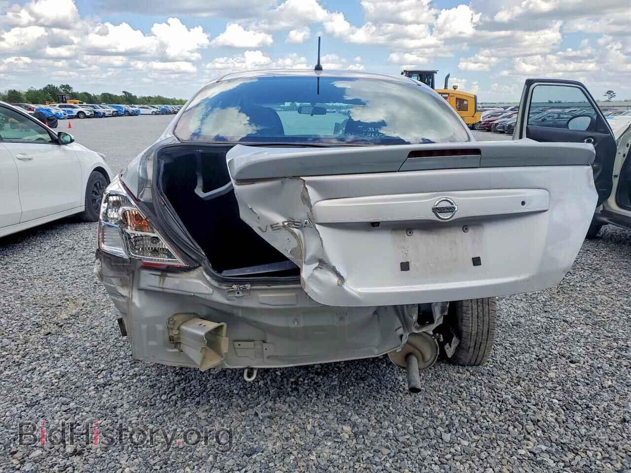 2019 NISSAN VERSA - VIN: 3N1CN7AP3KL839507 - Photo 6
