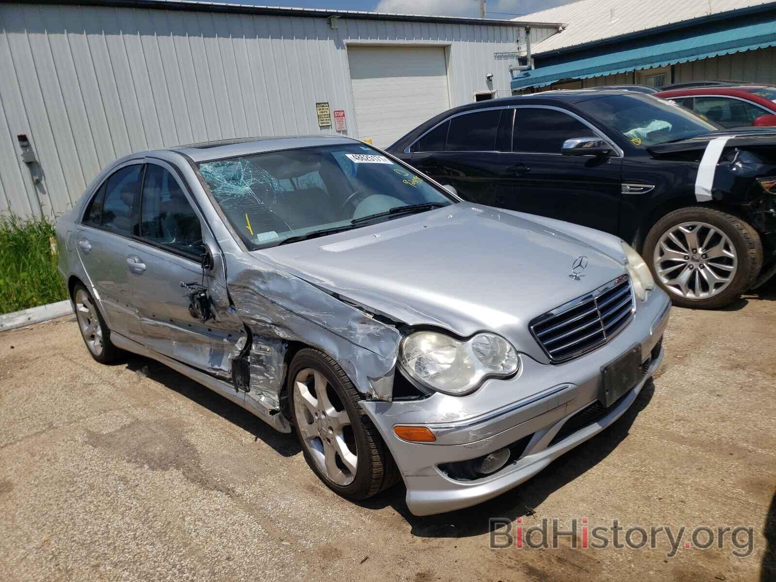 Photo WDBRF52H77F925595 - MERCEDES-BENZ C CLASS 2007