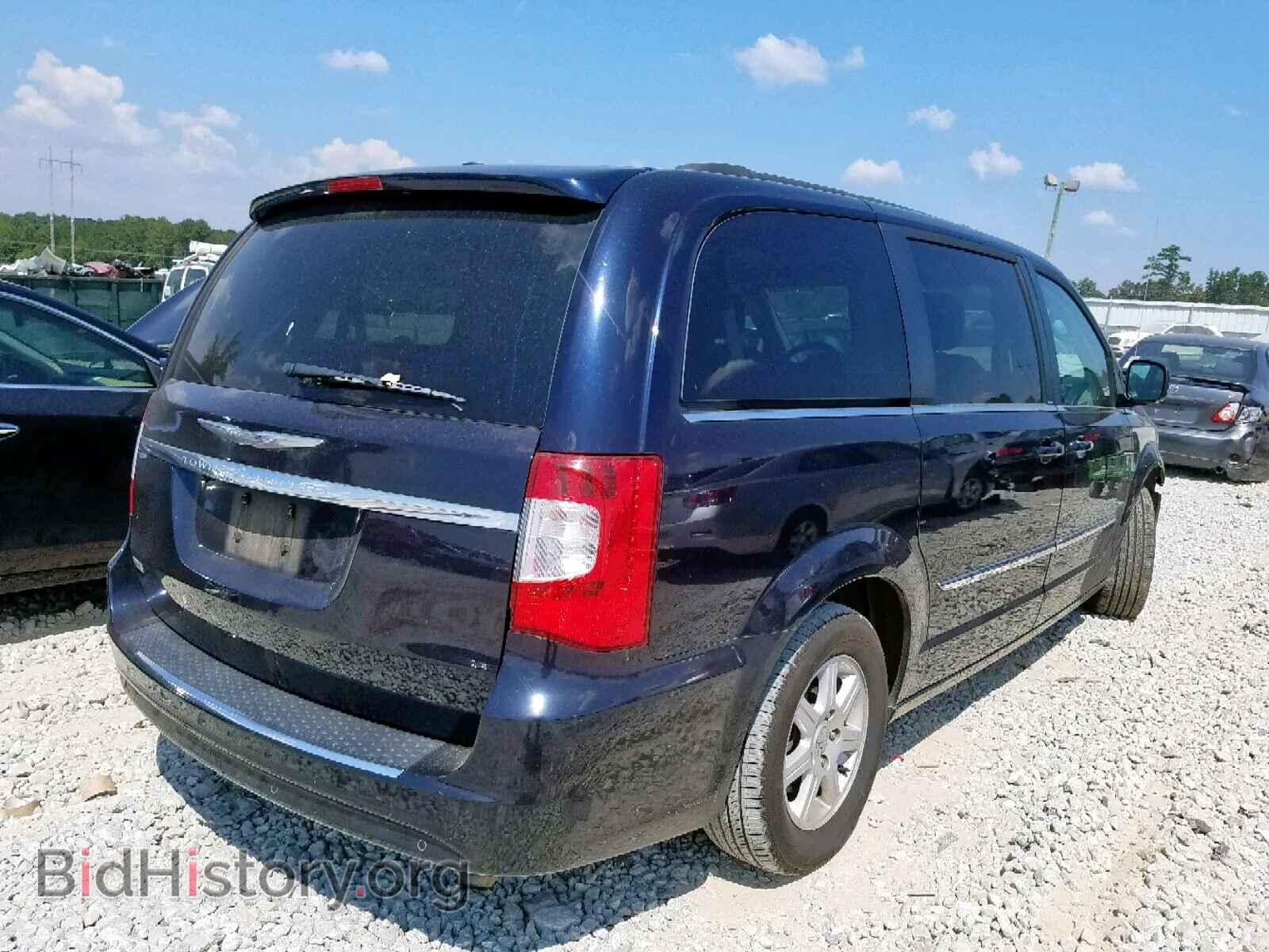 2011 CHRYSLER TOWN & COU - VIN: 2A4RR5DG2BR664773 - Photo 4