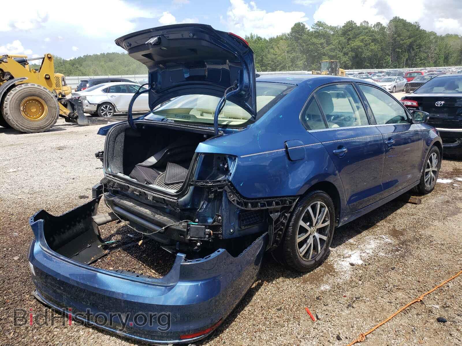 2017 VOLKSWAGEN JETTA - VIN: 3VWDB7AJ4HM361880 - Фото 4
