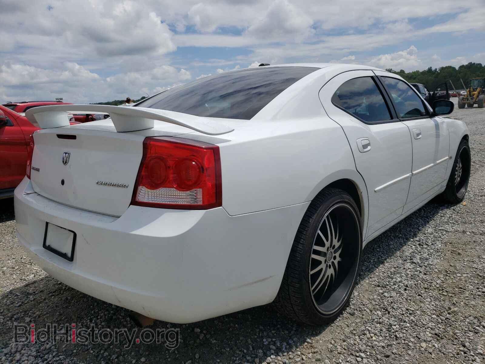 2010 DODGE CHARGER - VIN: 2B3CA3CV2AH256349 - Фото 4