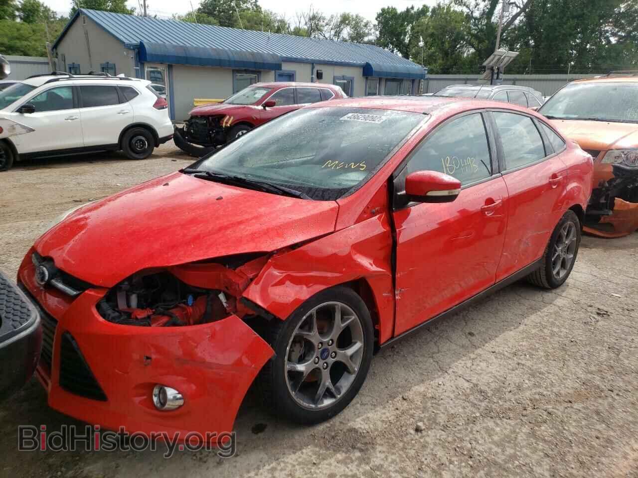 2013 FORD FOCUS - VIN: 1FADP3F28DL247882 - Фото 2