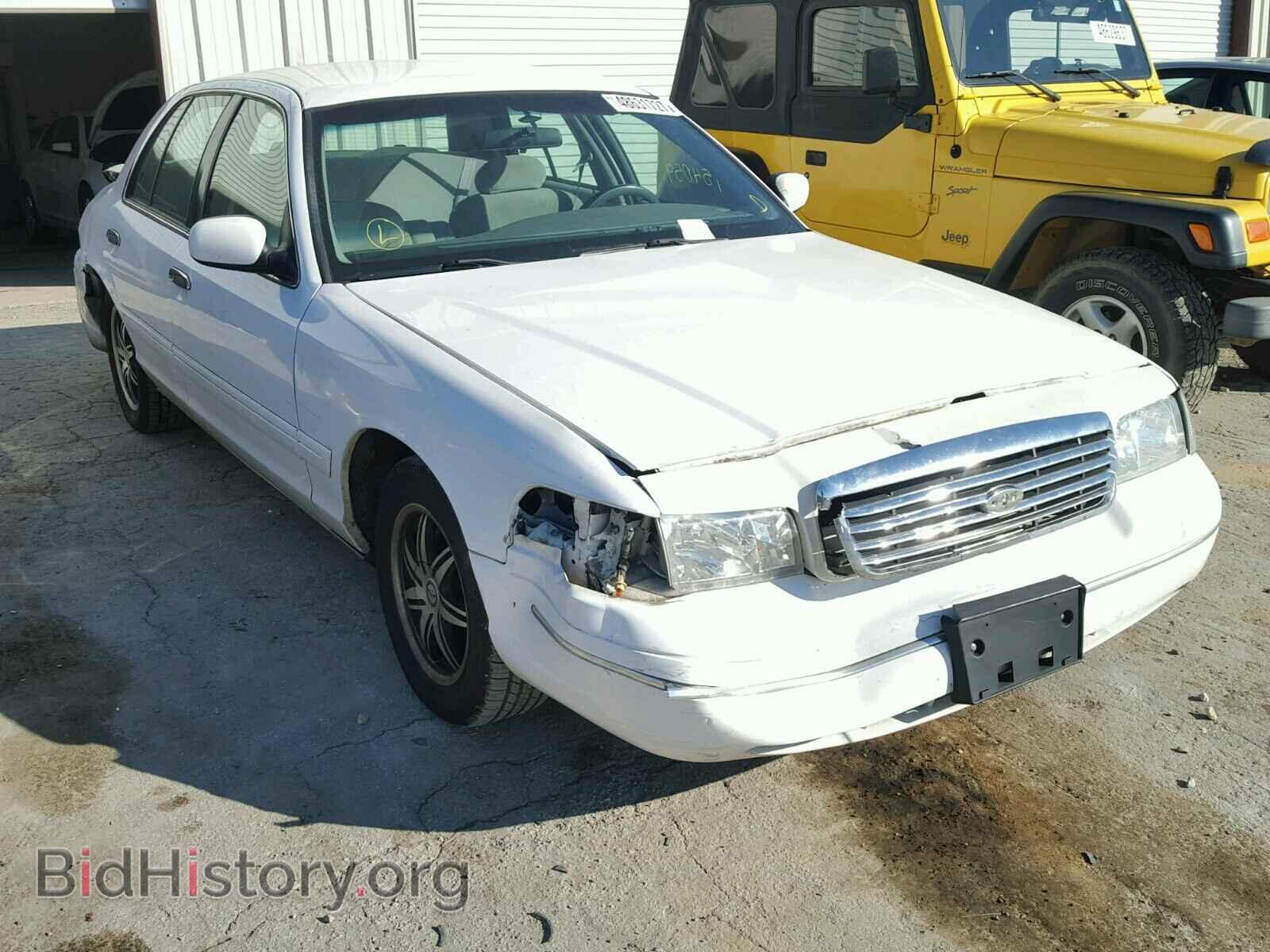 Photo 2FAFP73W1YX132590 - FORD CROWN VIC 2000