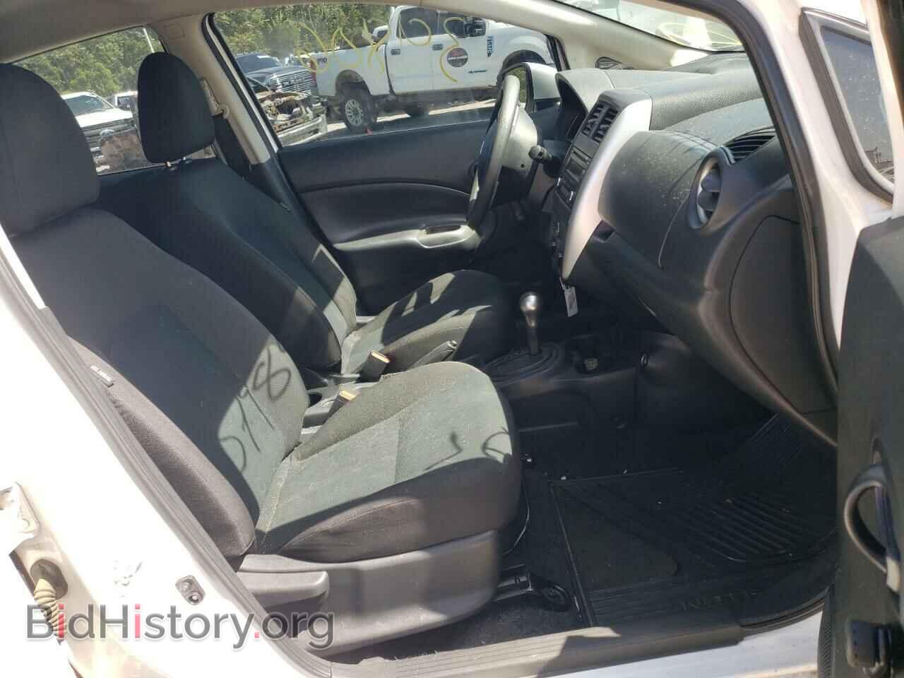 2017 NISSAN VERSA - VIN: 3N1CE2CP3HL379855 - Photo 5